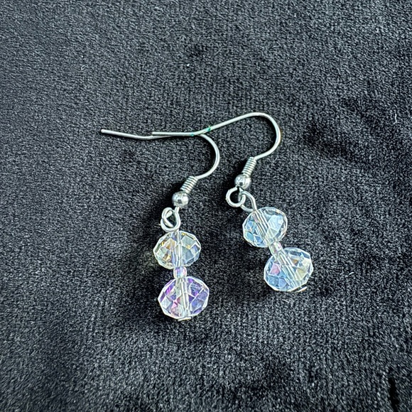 Aurora borealis dangle earrings - Picture 1 of 2